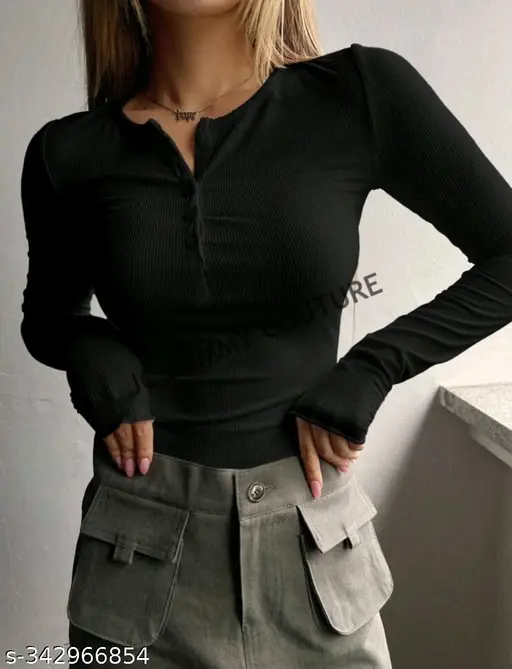 Minimal Comfort Top